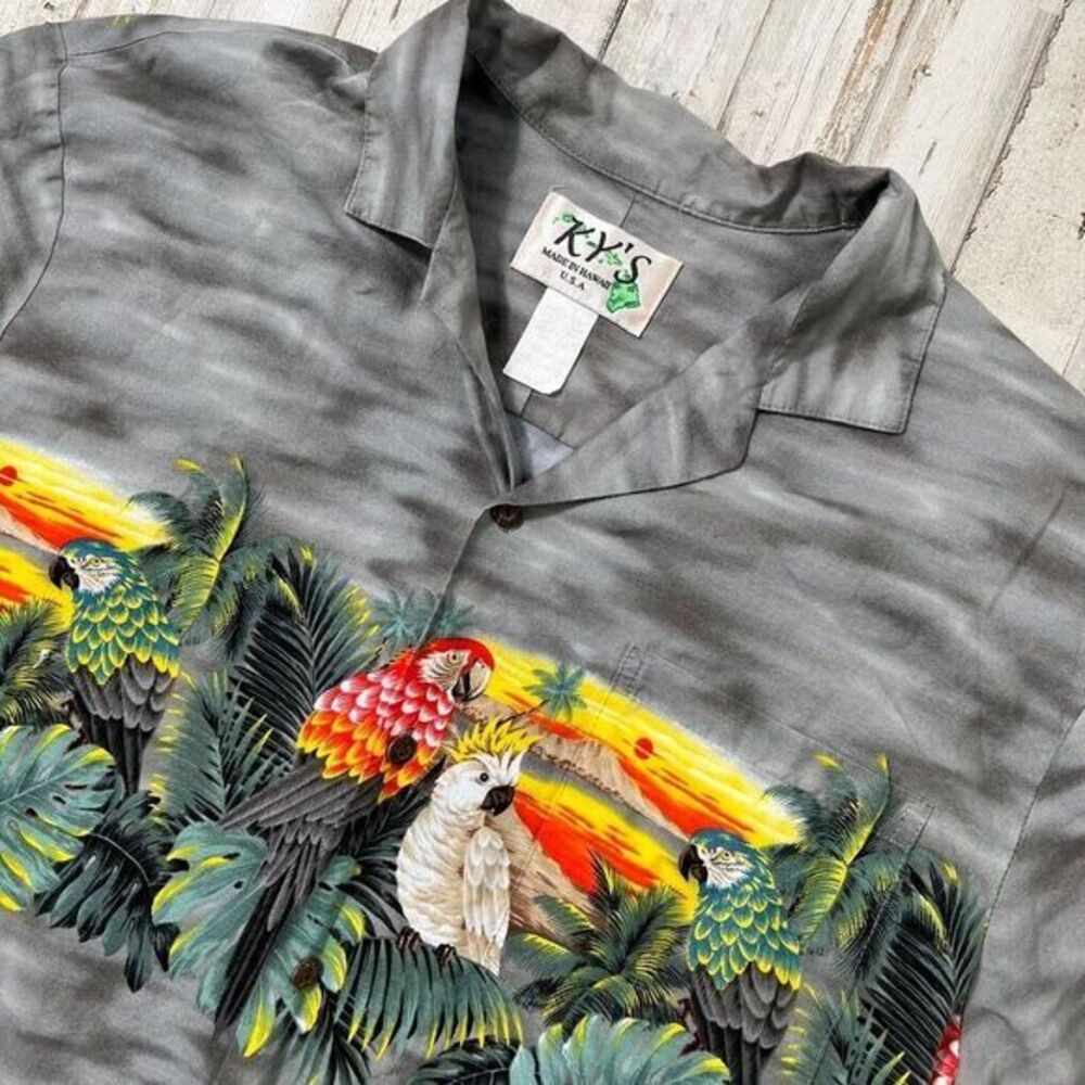 Vintage 90s KY's‎ Gray Parrot Hawaiian Button Up Shirt Short Sleeve Mens Size XL